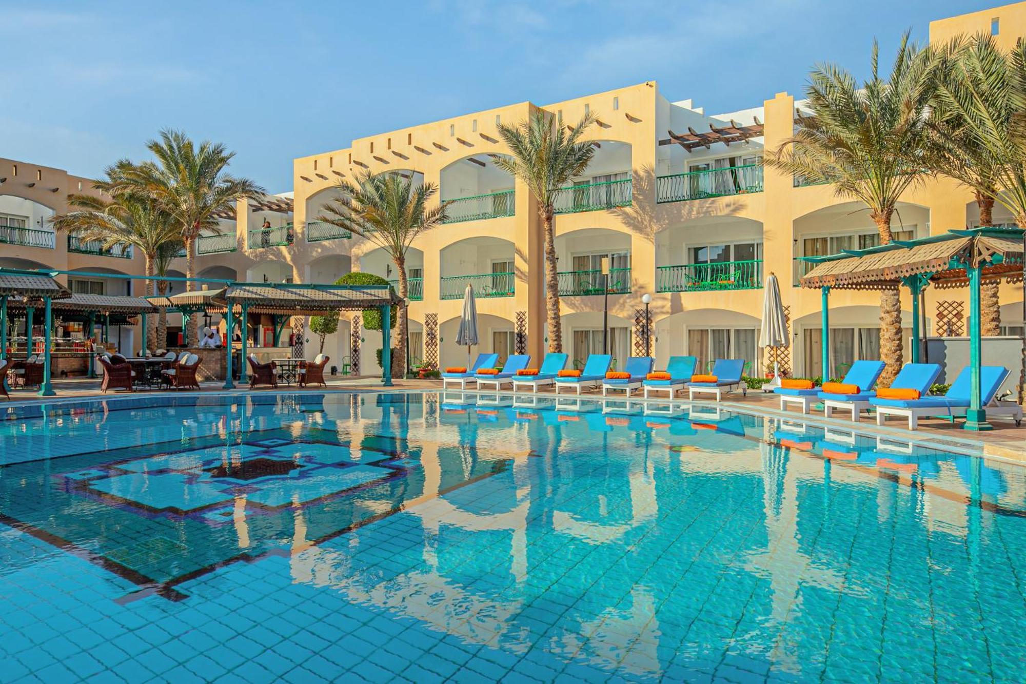 Курортный комплекс Bel Air Azur (adults Only) Хургада